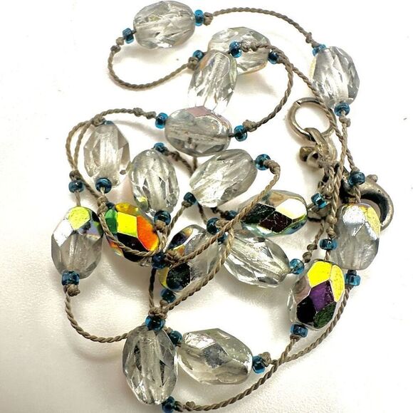 Clear beaded  necklace - Picture 7 of 8